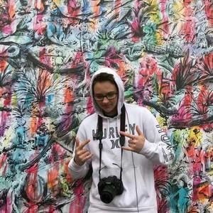 Meet your Posher, Carrie